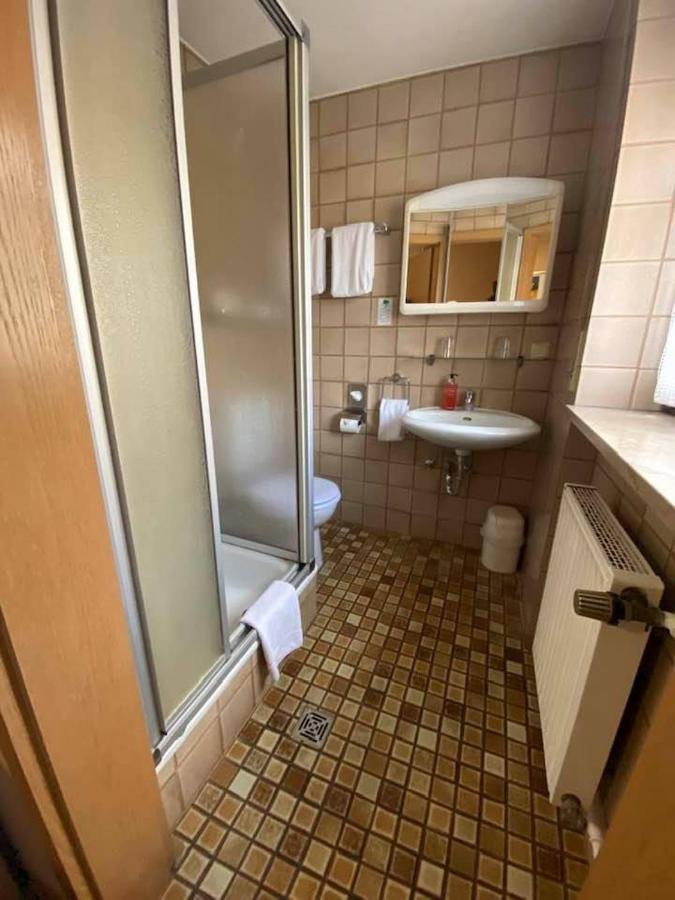 Hotel-Gasthof "Alter Ritter" Ротенбург об дер Таубер Екстериор снимка