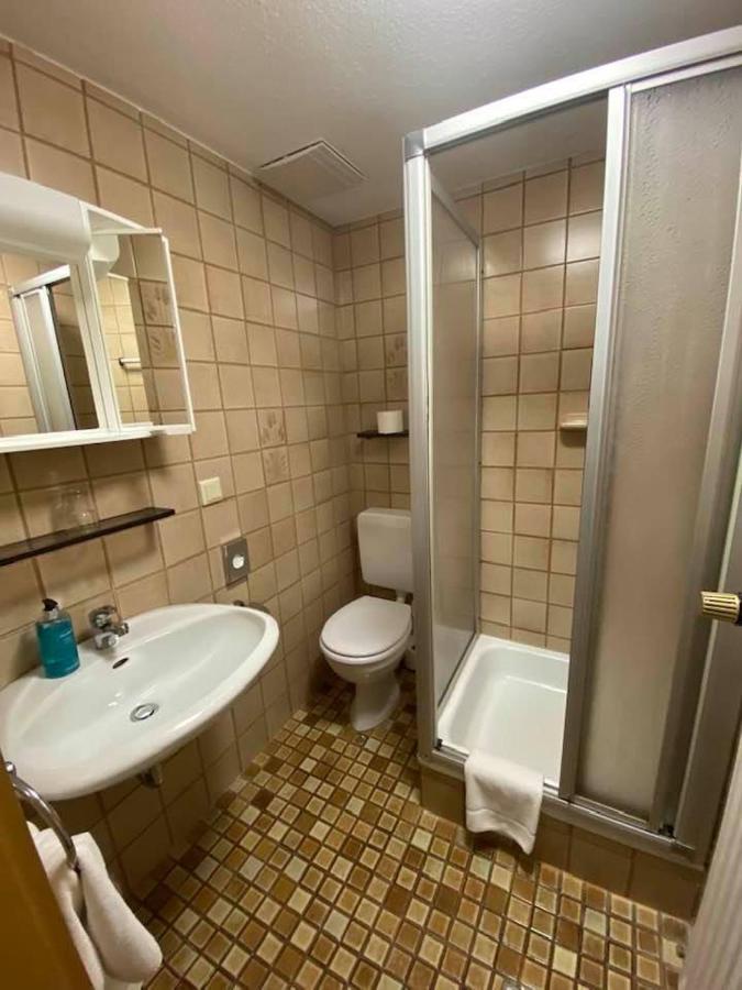 Hotel-Gasthof "Alter Ritter" Ротенбург об дер Таубер Екстериор снимка
