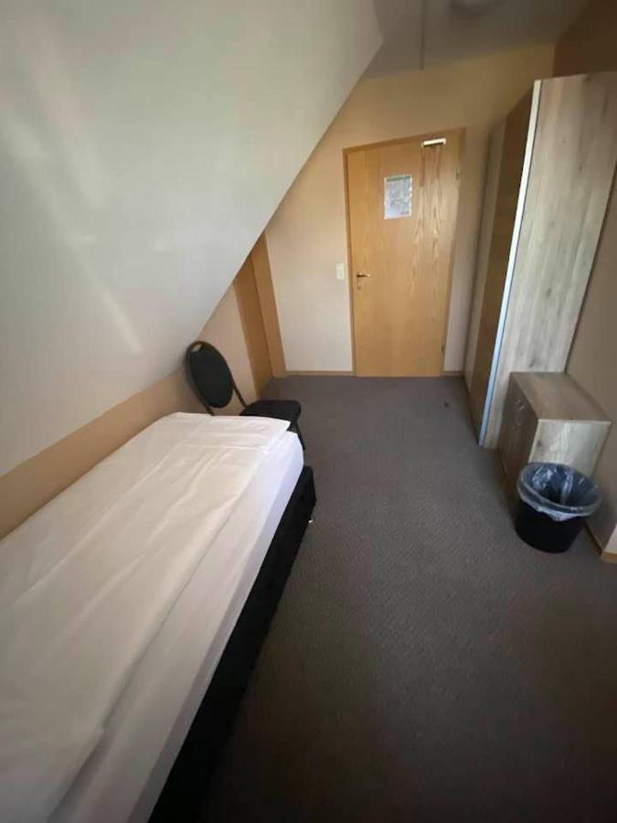 Hotel-Gasthof "Alter Ritter" Ротенбург об дер Таубер Екстериор снимка